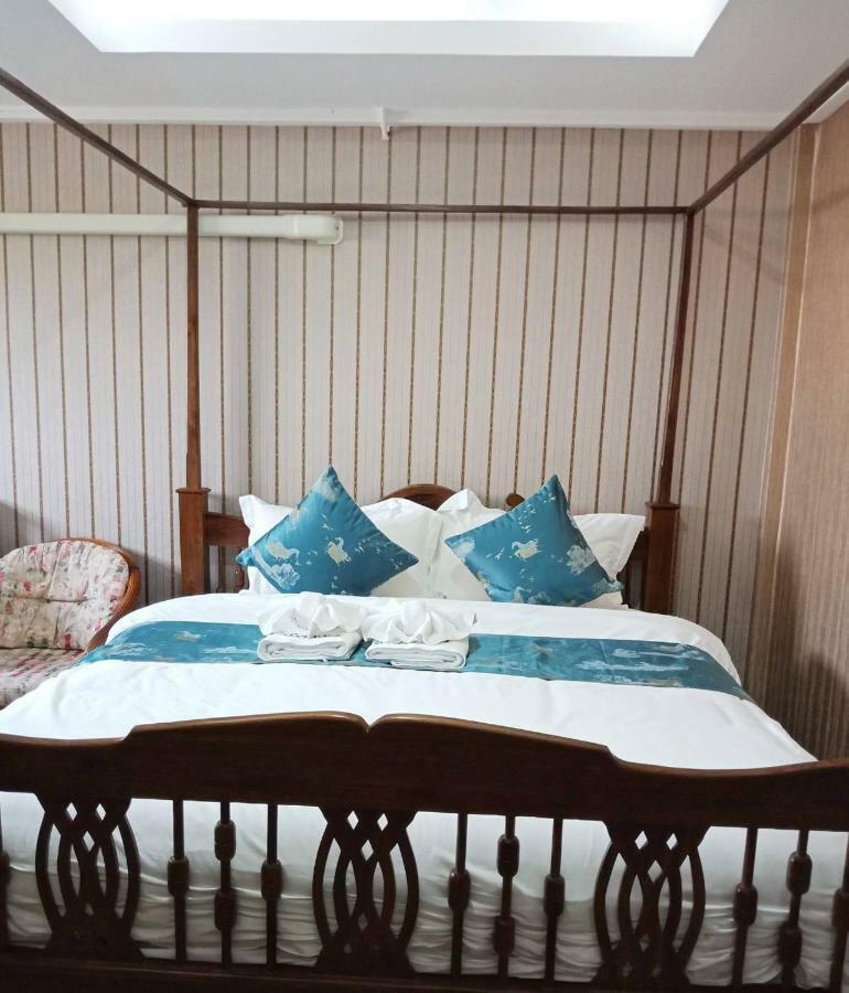 A Lanna Boutique House Hotel Chiang Mai Exterior photo